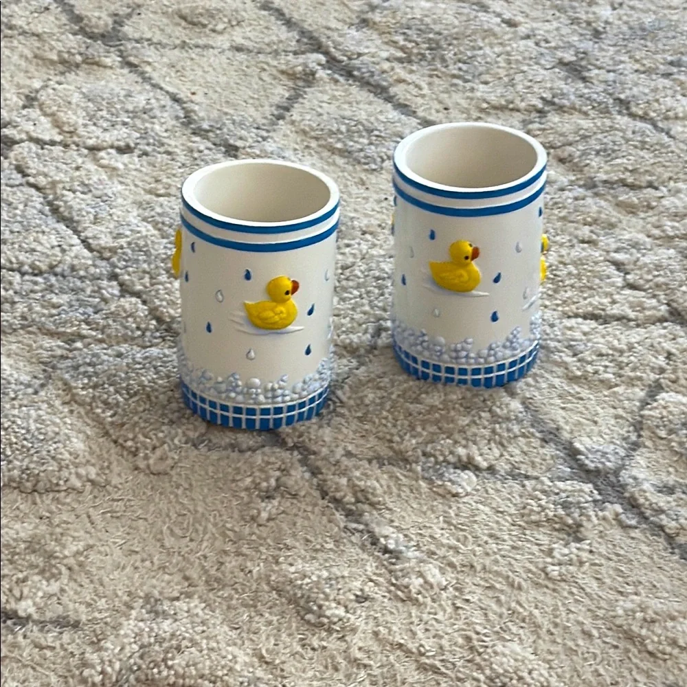 Ducklings in the Rain Cups set of (2) 3.5”x4.5” each Resin toothpaste toothbrush